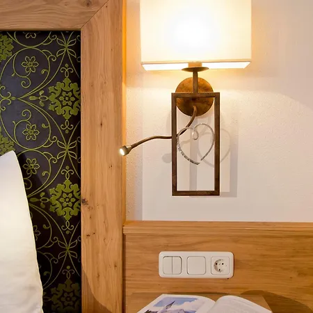 Hotel Garni Bavaria *